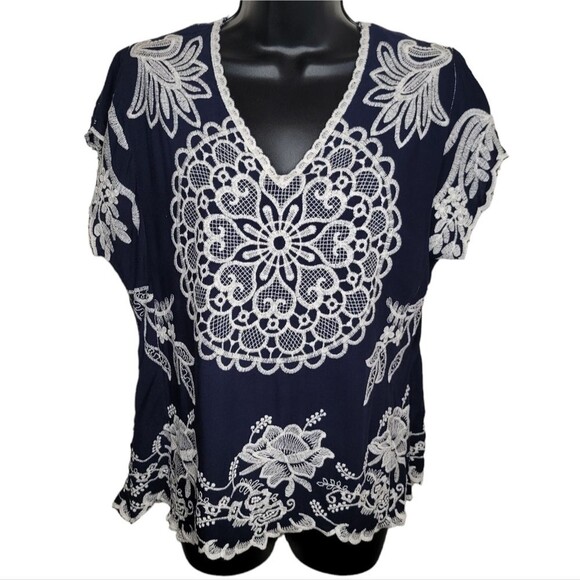 Solitaire bohemian floral paisley embroidered v-neck top size Large - Picture 1 of 6